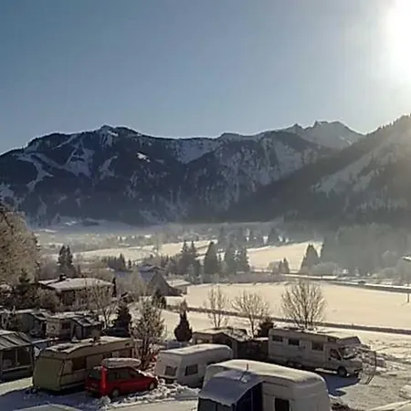 App 1 - Farbennest Mit Fruehstueck Teekueche, Sommerbergbahnen Inkl Tannheim Exterior photo