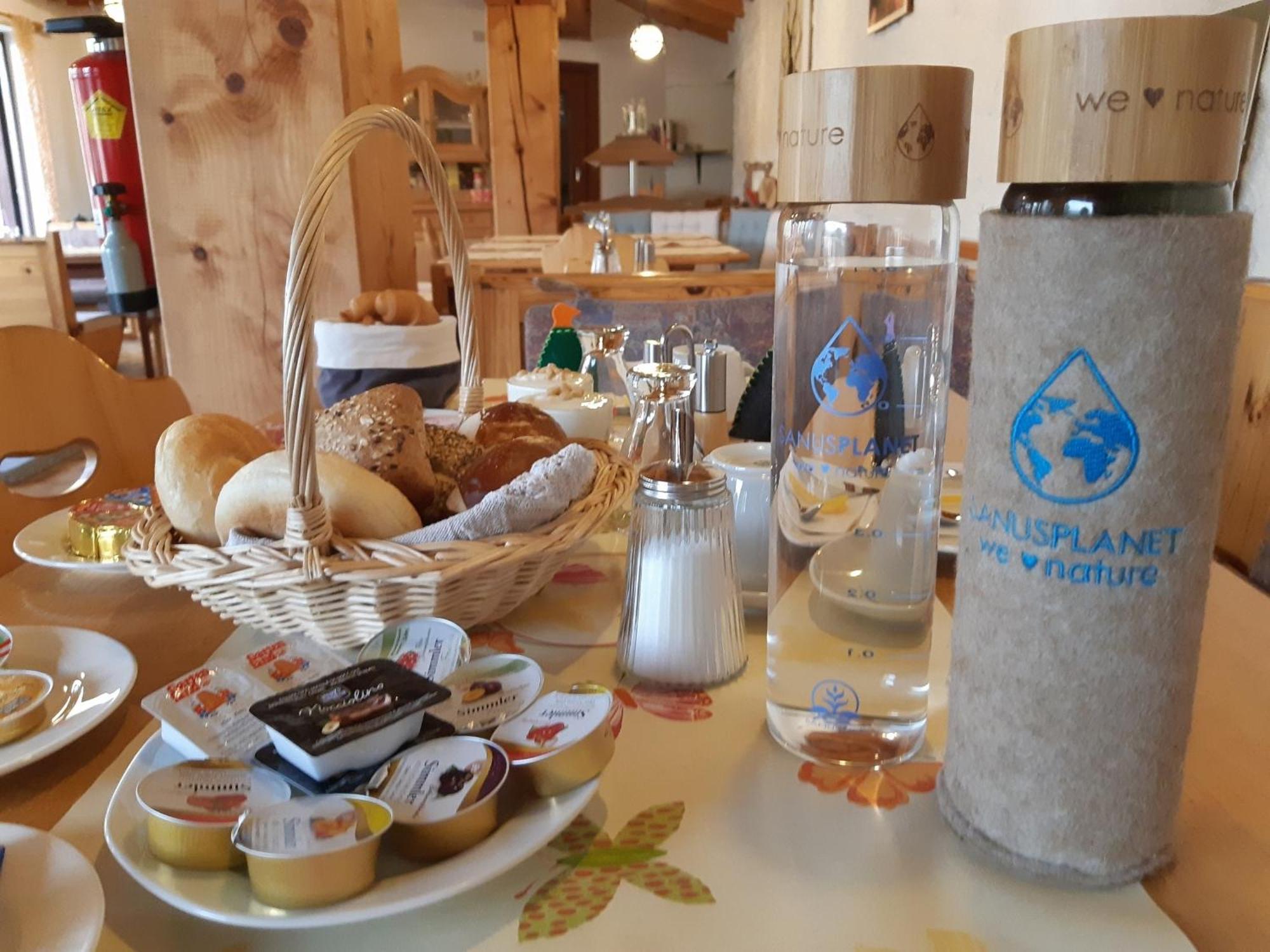 App 1 - Farbennest Mit Fruehstueck Teekueche, Sommerbergbahnen Inkl Apartment Tannheim