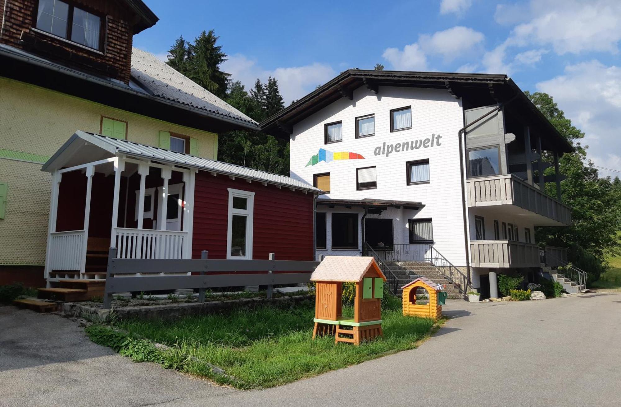 App 1 - Farbennest Mit Fruehstueck Teekueche, Sommerbergbahnen Inkl * Tannheim